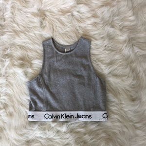 Calvin Klein Jeans Crop Top